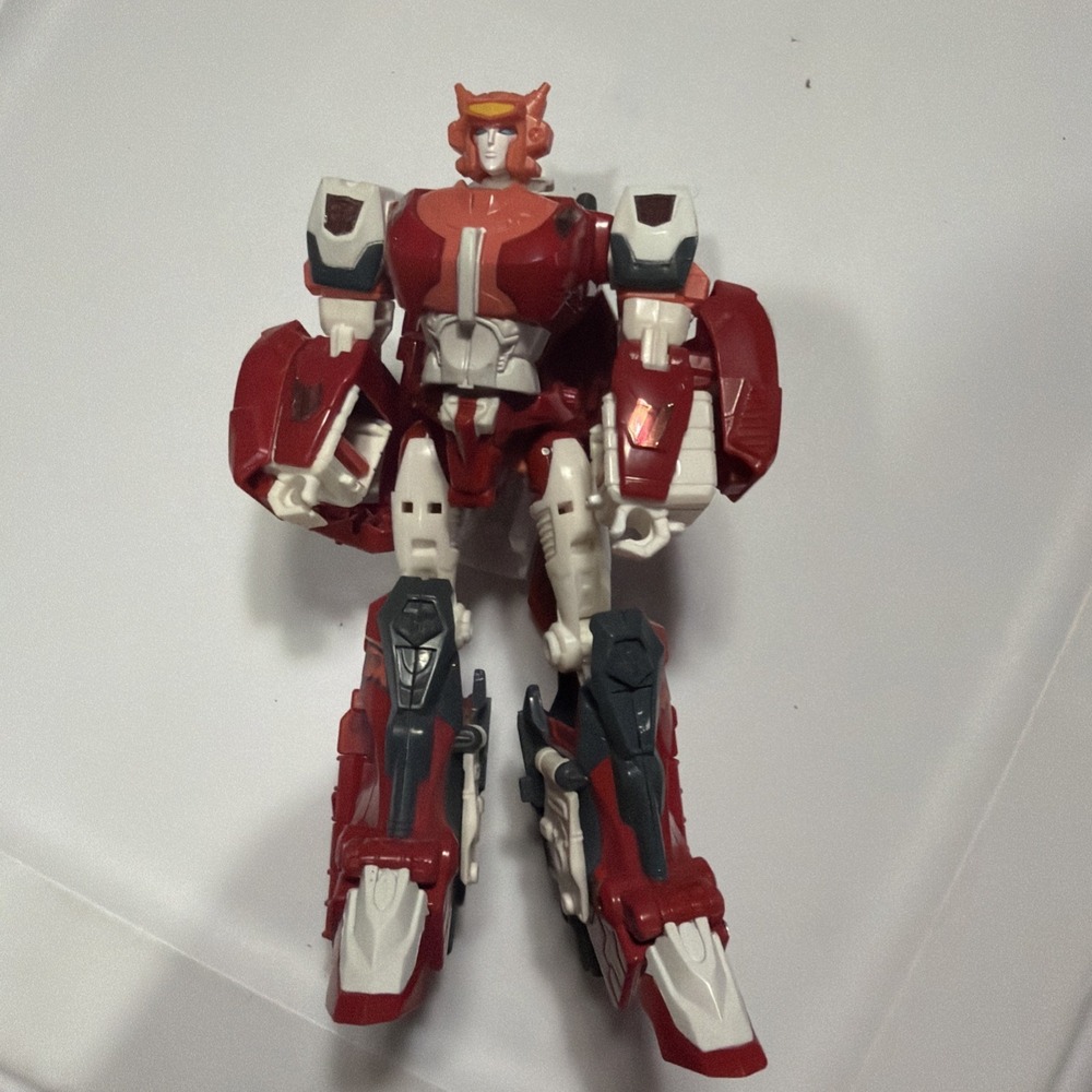 Transformers Generations Power Of The Primes Elita-1 Voyager Class Hasbro